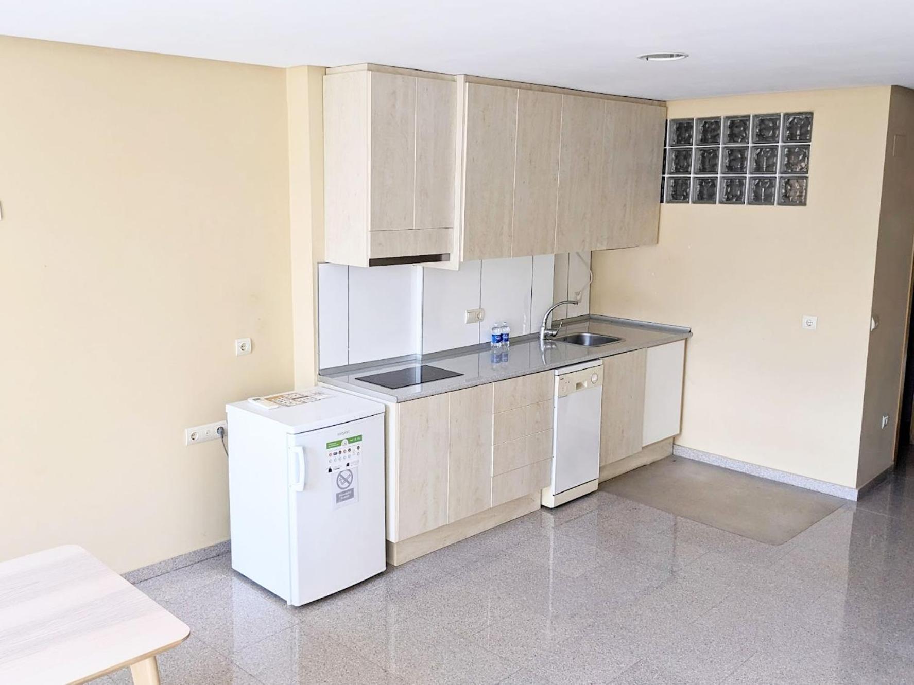 Apartamentos La Creu บาเญเรส เด มาริโอลา ภายนอก รูปภาพ